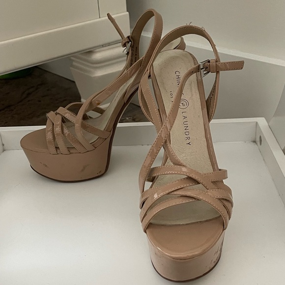 Chinese Laundry Teaser Platform Heels - Picture 5 of 5